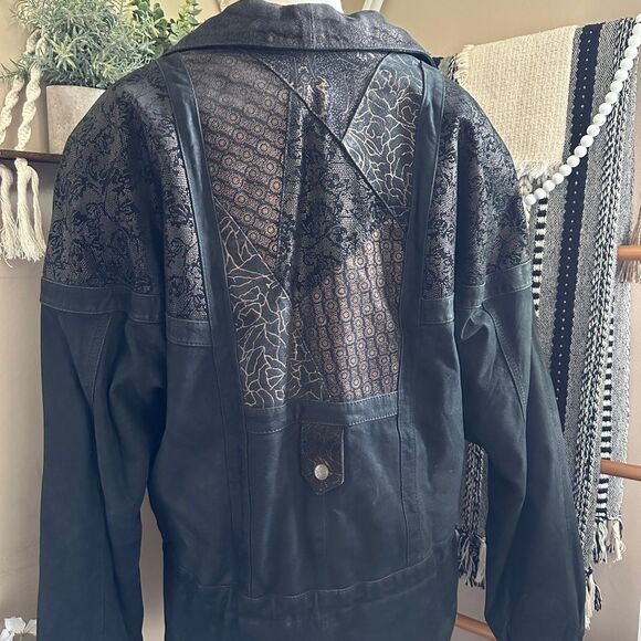 Vintage Black Bomber Leather Jacket Mixed Print Size Large - Picture 7 of 16